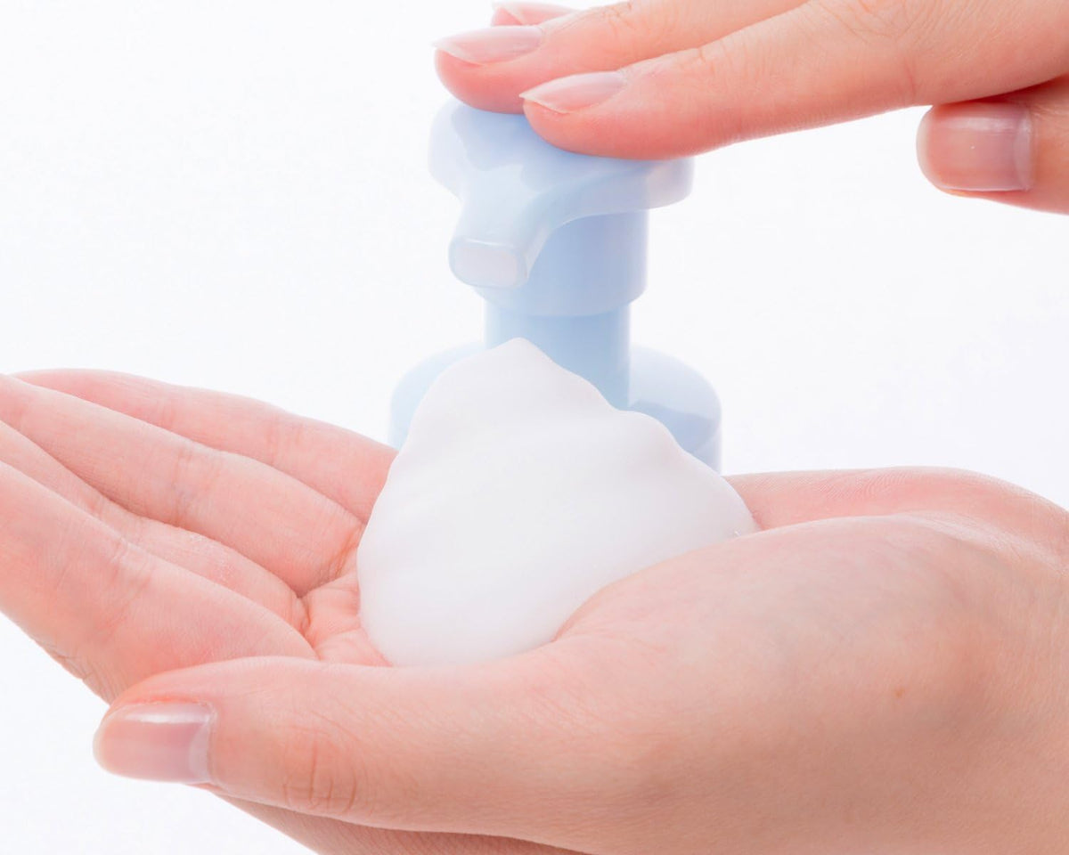 Kose Softymo Cleansing Wash 200ml - White