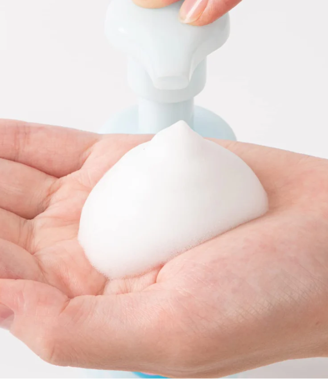 Cow Brand Moisture Foam Wash — packaging detail